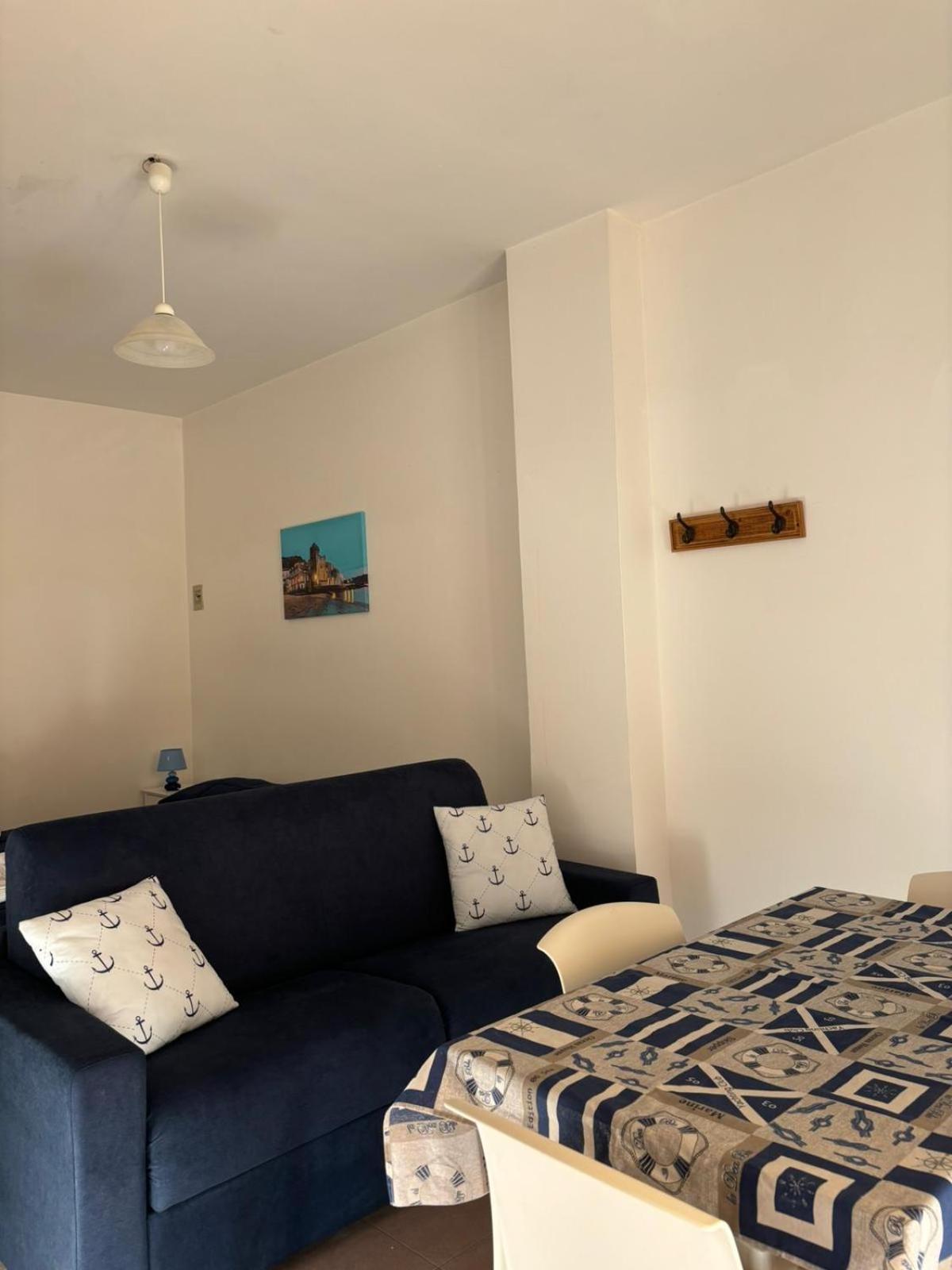 Marger Apartments Санта-Мария-ди-Кастеллабате Экстерьер фото