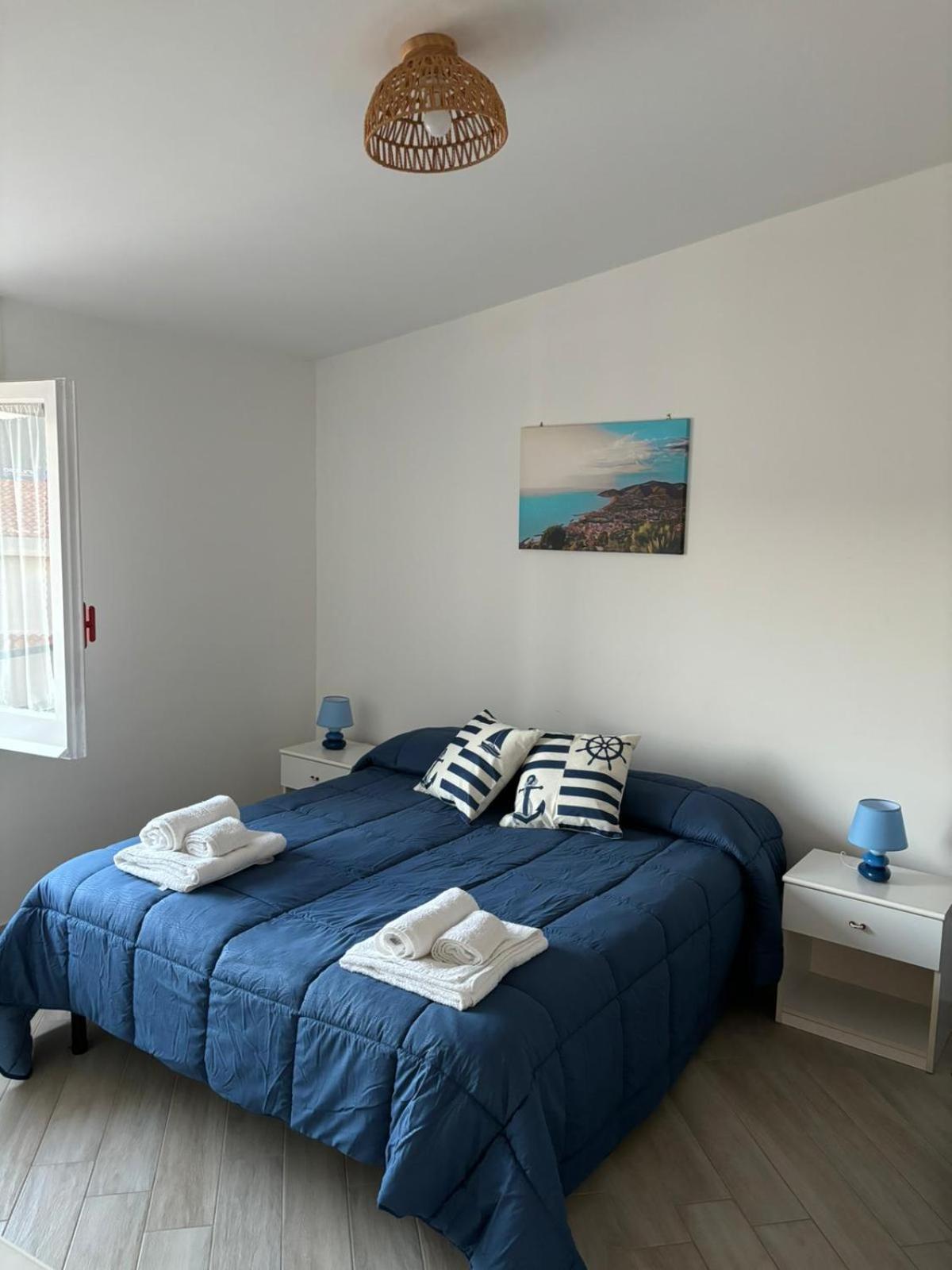 Marger Apartments Санта-Мария-ди-Кастеллабате Экстерьер фото