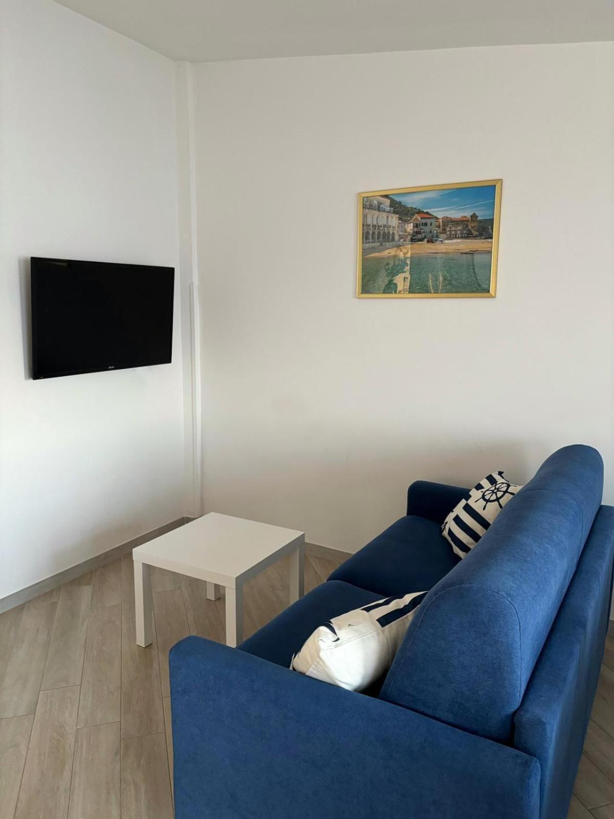 Marger Apartments Санта-Мария-ди-Кастеллабате Экстерьер фото